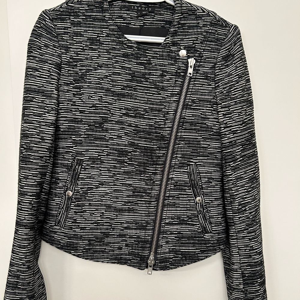 Theory blazer/jacket size 2 black and silver